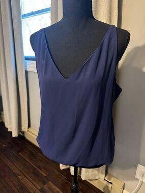Express Deep Navy V-Neck Sleeveless Camisole